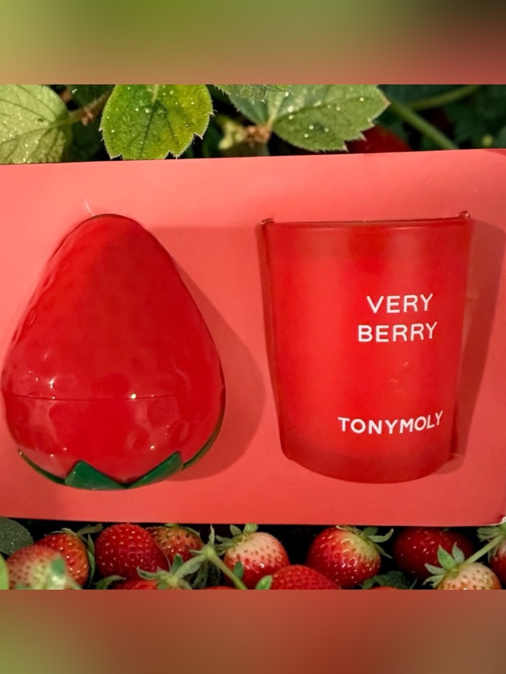 Tonymoly TikTok, viral VERY Berry STRAWBERRY, DUO, SET, π LOTION & π CANDLE - Picture 7 of 9
